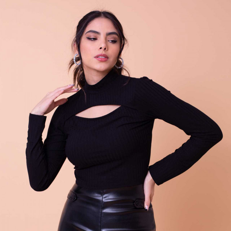 Crop Top C/ Abertura en el Pecho Cod. 222212
