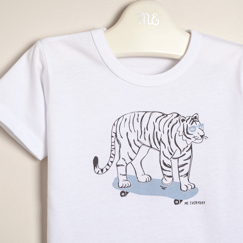 remera tigre con patineta