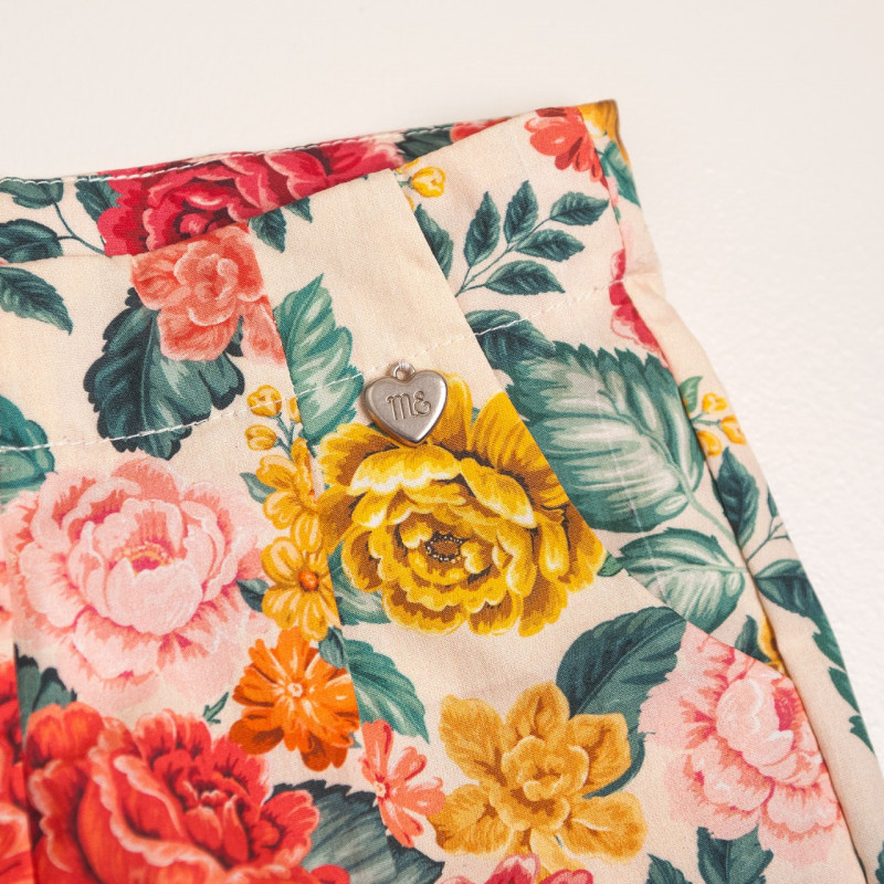 short estampado roses