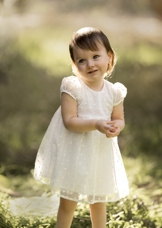 vestido con mini motitas de tul