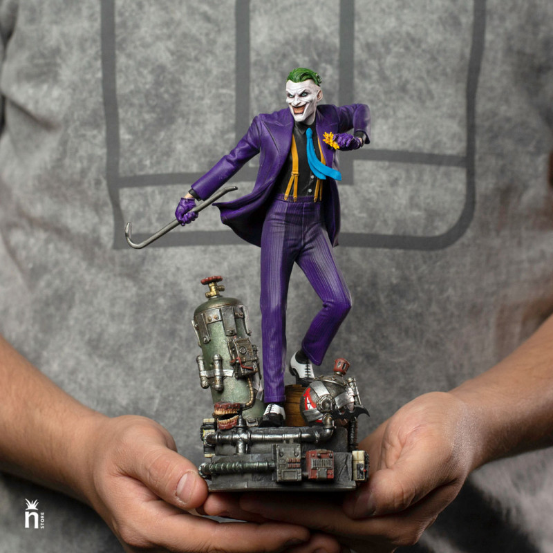 IRON STUDIOS - THE JOKER - DC COMICS - ART SCALE 1/10