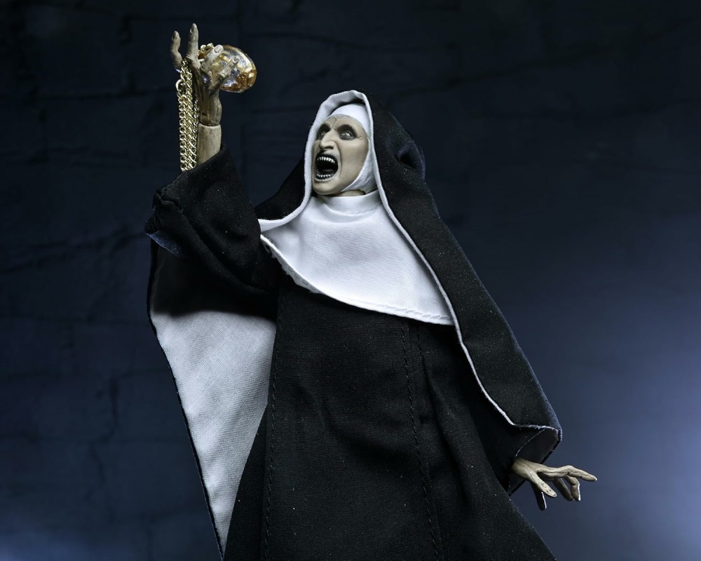 NECA - Conjuring Universe - Ultimate Valak (The Nun) 7" Action Figure