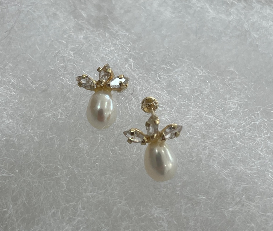 viva earrings